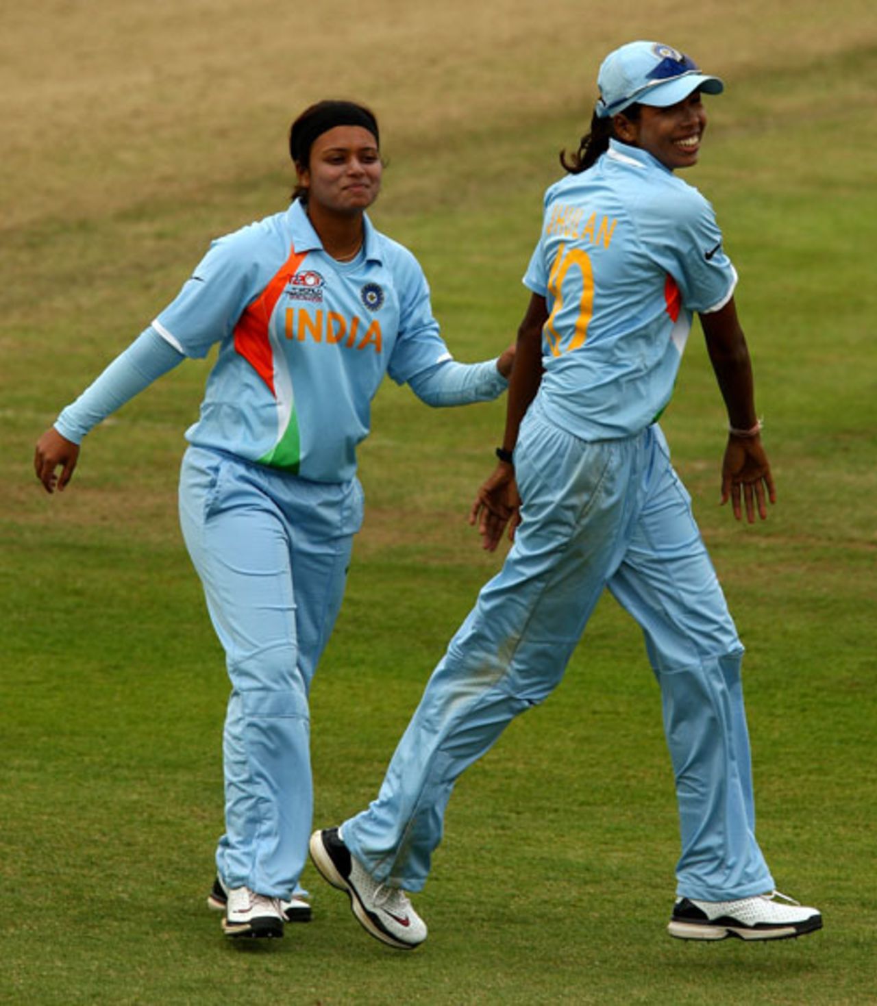 Priyanka Roy celebrates with Jhulan Goswami, India v Pakistan, ICC Women's World Twenty20, Taunton, June 13, 2009 
