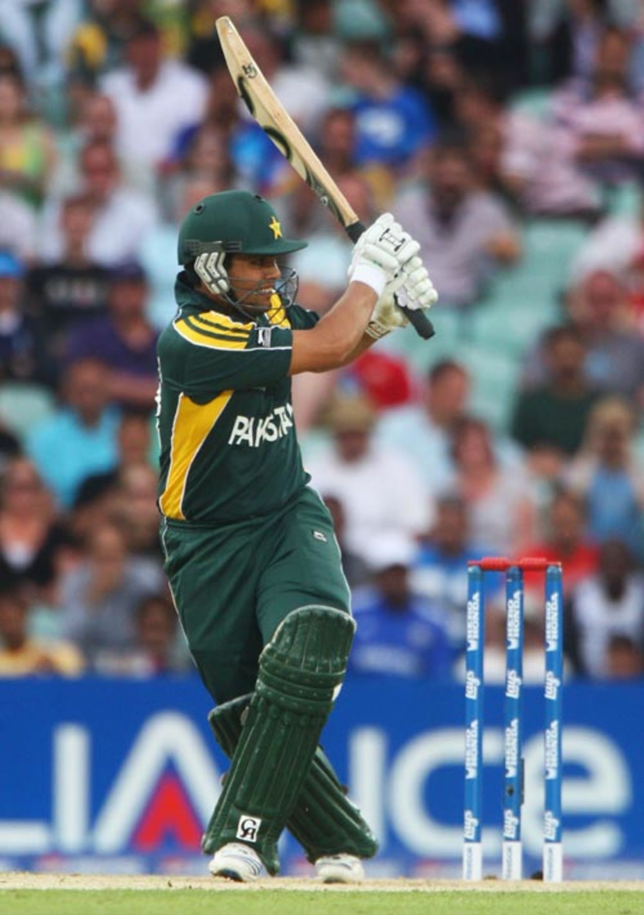 Kamran Akmal was his usual belligerent self, New Zealand v Pakistan, ICC World Twenty20 Super Eights, The Oval, June 13, 2009