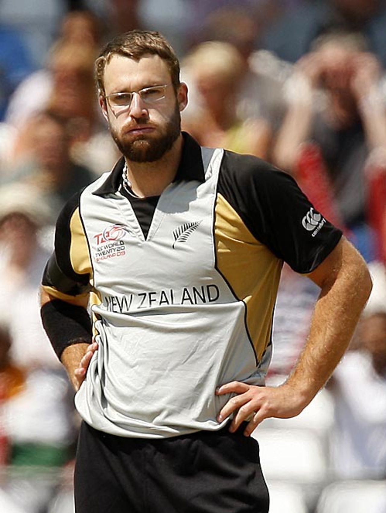 Daniel Vettori took 2 for 32, New Zealand v Sri Lanka, ICC World Twenty20 Super Eights, Trent Bridge, June 16, 2009 