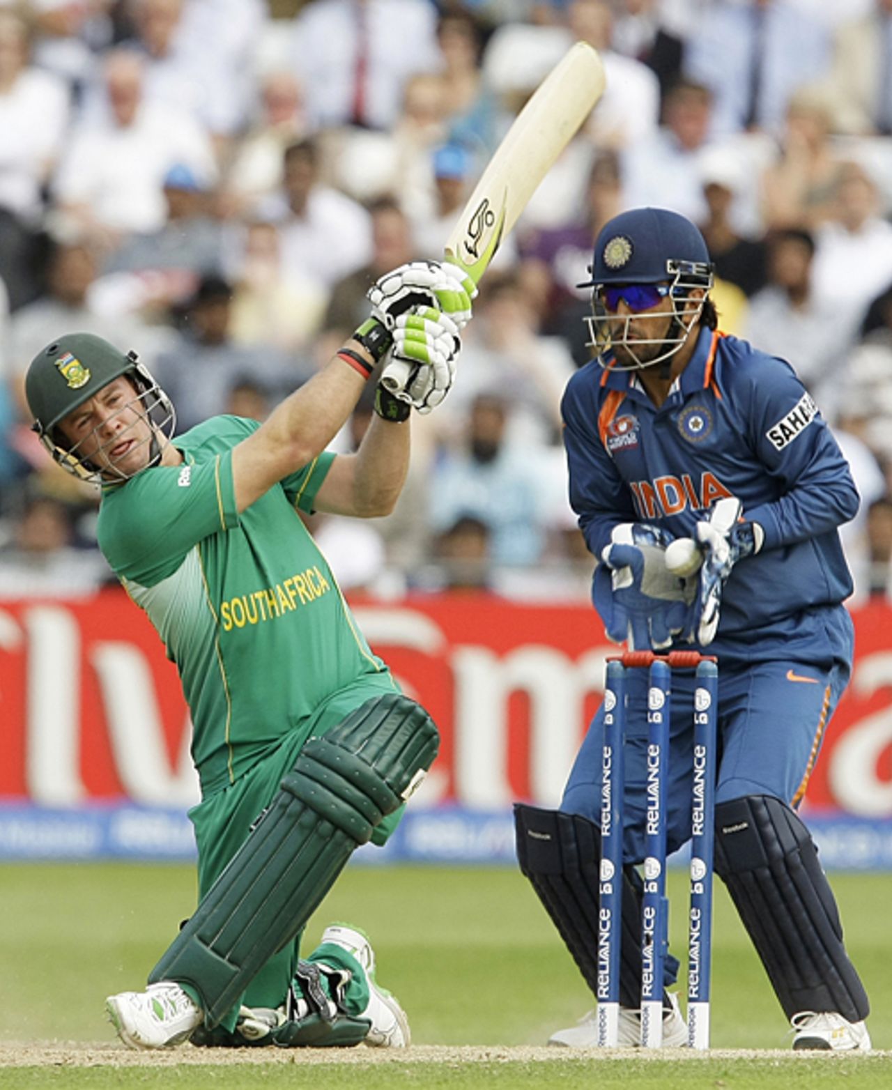 AB de Villiers eyes deep midwicket, India v South Africa, ICC World Twenty20 Super Eights, Trent Bridge, June 16, 2009 