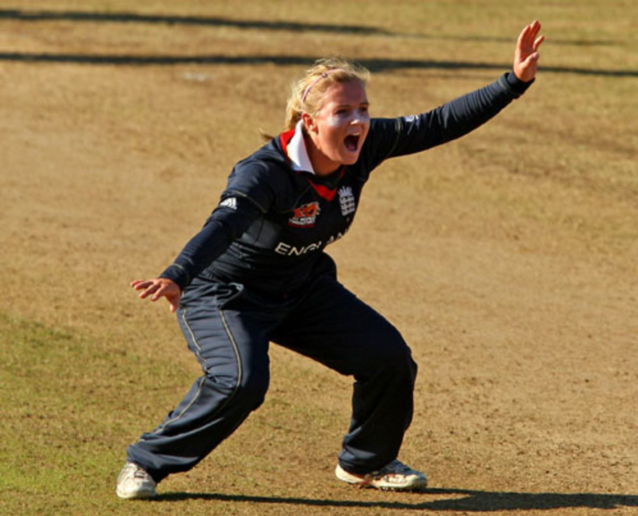 Holly Colvin appeals successfully for an LBW, England v Pakistan, ICC Women's World Twenty20, Taunton, June 16, 2009