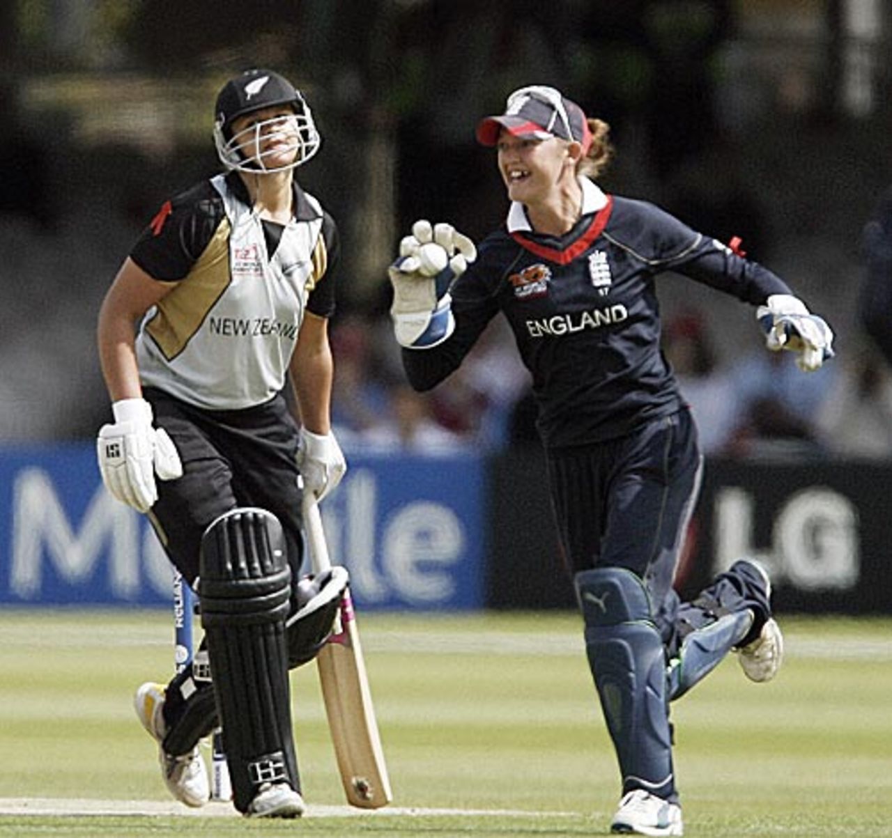 Suzie Bates is stumped by Sarah Taylor, England v New Zealand, ICC Women's World Twenty20 final, Lord's, June 21, 2009