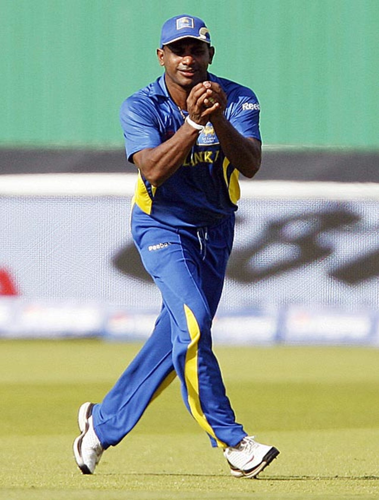 Sanath Jayasuriya snaps Shahzaib Hasan, Pakistan v Sri Lanka, ICC World Twenty20 final, Lord's, June 21, 2009 