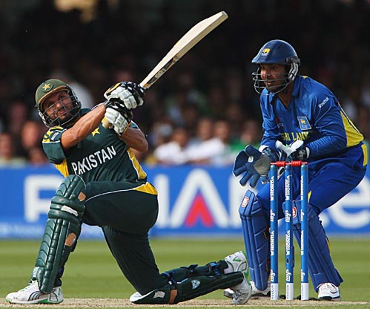 Shahid Afridi launches into one, Pakistan v Sri Lanka, ICC World Twenty20 final, Lord's, June 21, 2009 
