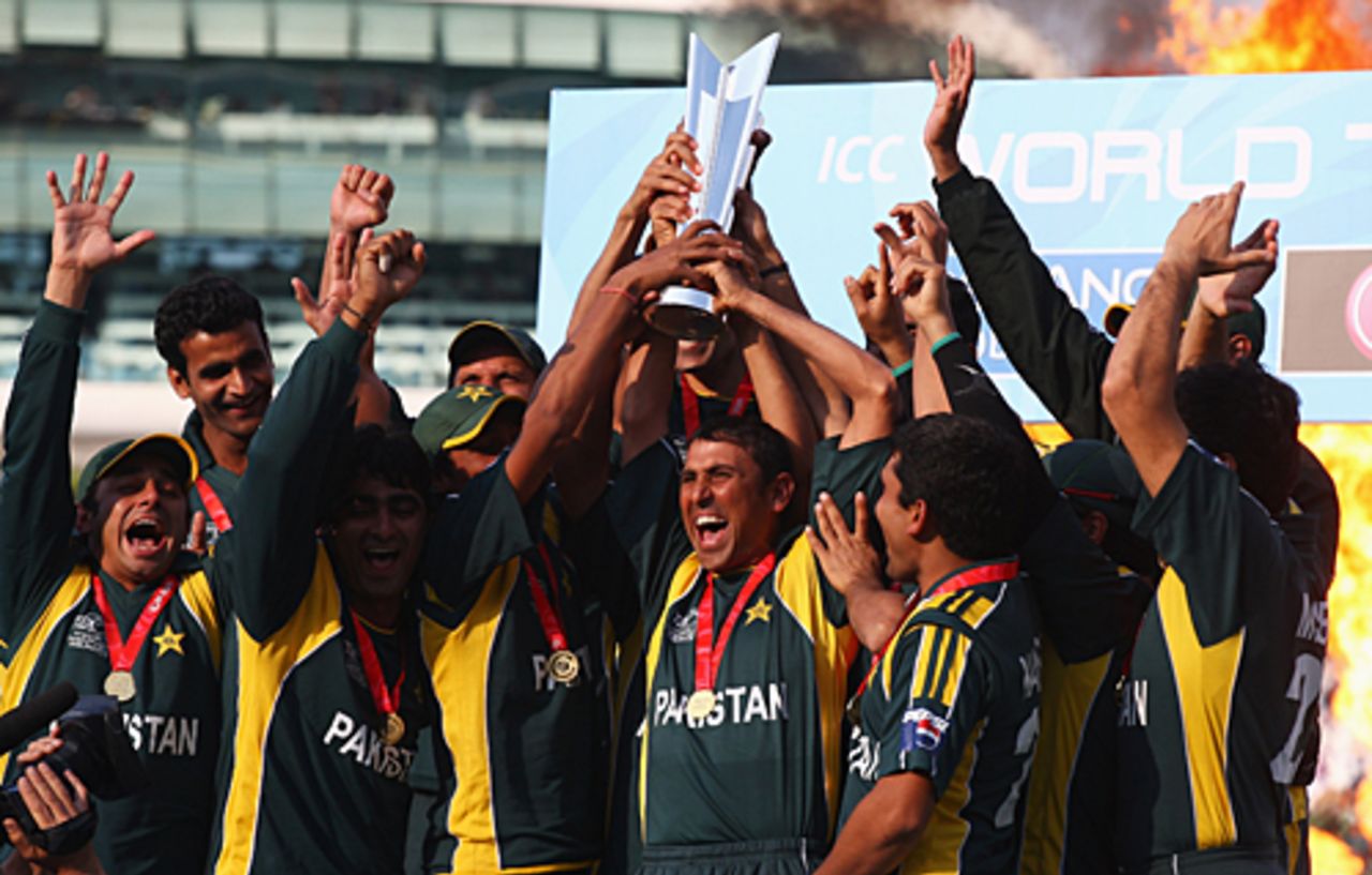 Pakistan are crowned World Twenty20 champions, Pakistan v Sri Lanka, ICC World Twenty20 final, Lord's, June 21, 2009 