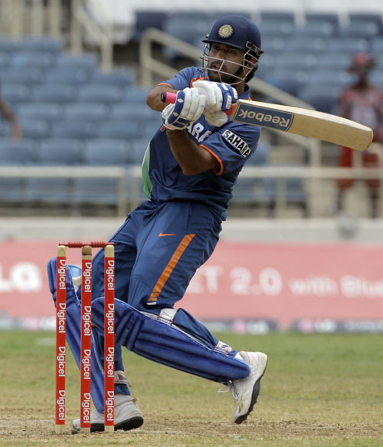 MS Dhoni swivels and pulls the ball, West Indies v India, 1st ODI, Kingston, June 26, 2009
