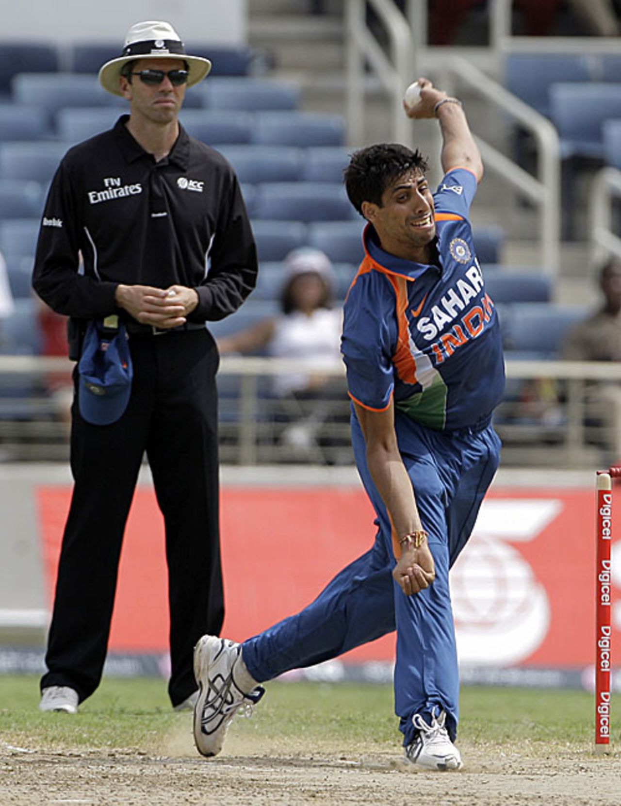 Ashish Nehra played a key role in his comeback game, West Indies v India, 1st ODI, Kingston, June 26, 2009 