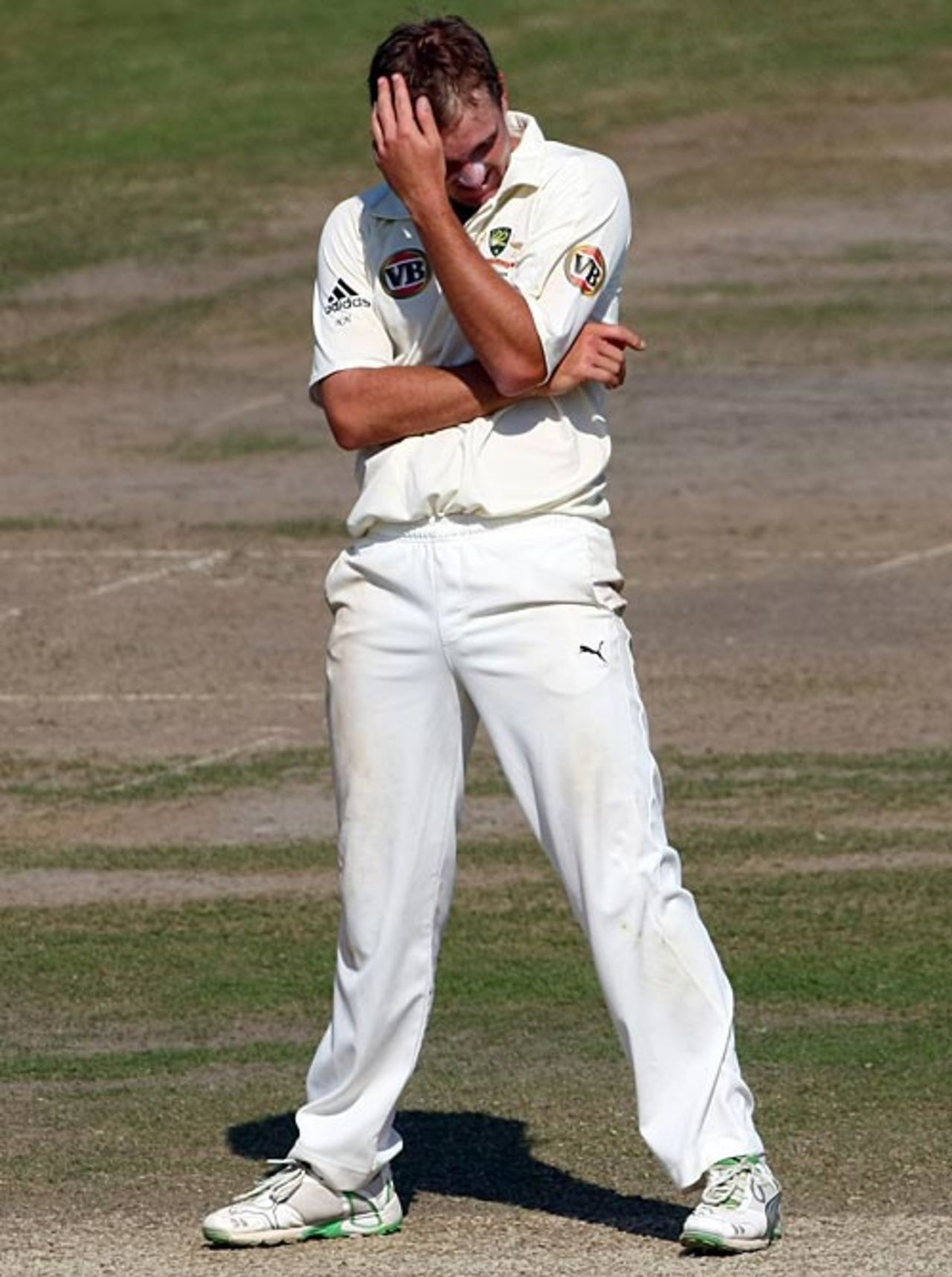 Nathan Hauritz isn't happy, Sussex v Australians, 4th day, Hove, June 27, 2009