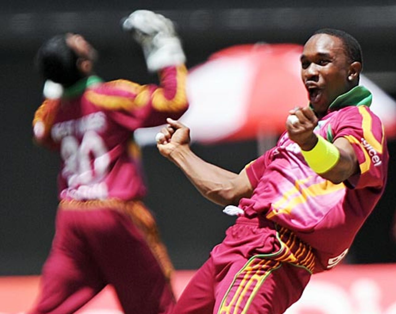 Dwayne Bravo exults after getting rid of Harbhajan Singh, West Indies v India, 2nd ODI, Kingston, June 28, 2009