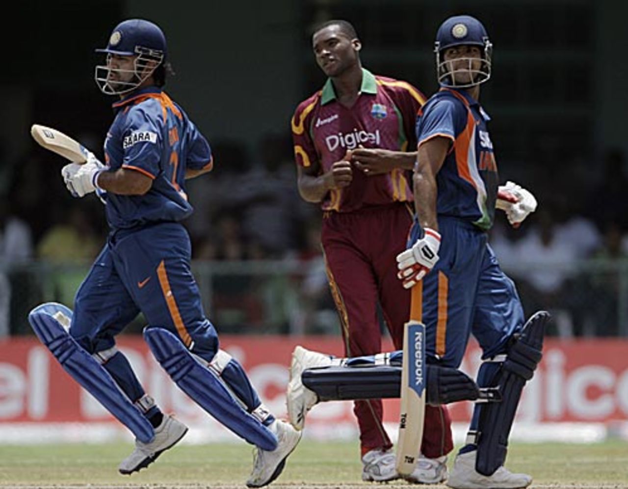 MS Dhoni and RP Singh added 101 for the ninth wicket, West Indies v India, 2nd ODI, Kingston, June 28, 2009