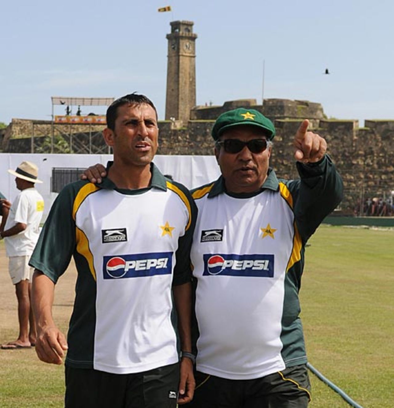 Younis Khan and Intikhab Alam, Galle, July 3, 2009