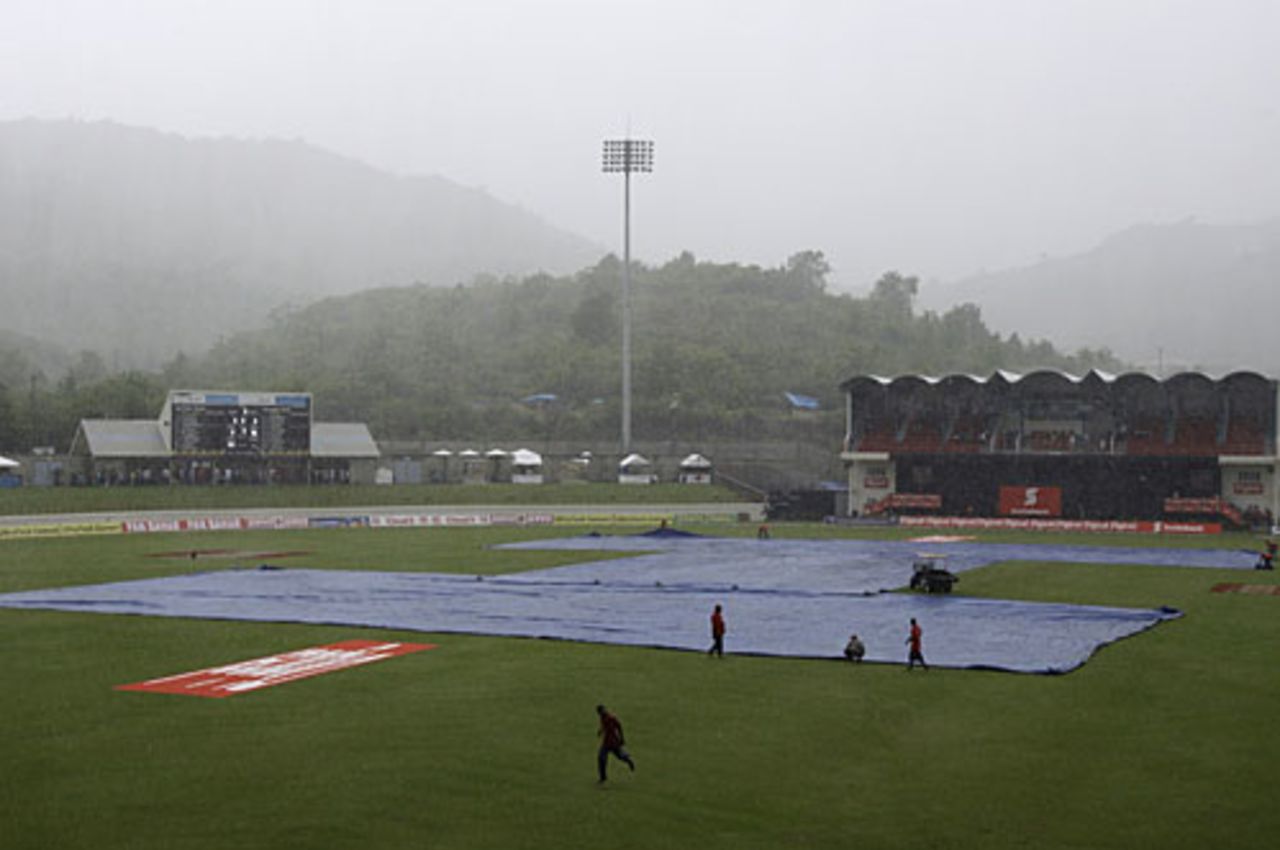 The covers are on, West Indies v India, 3rd ODI, St Lucia, July 3, 2009