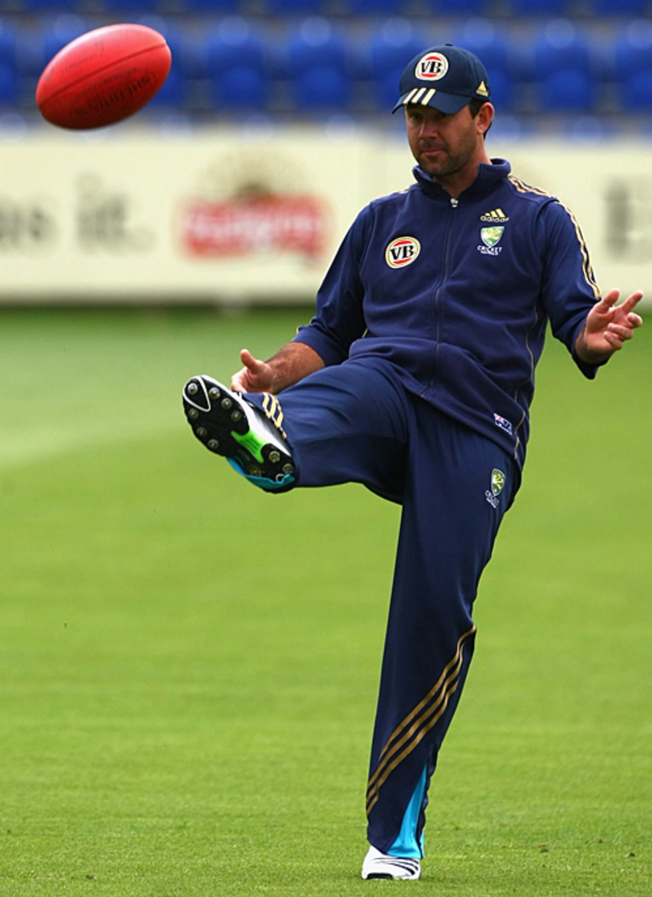 Ricky Ponting has a go at Aussie Rules, Cardiff, July 6, 2009