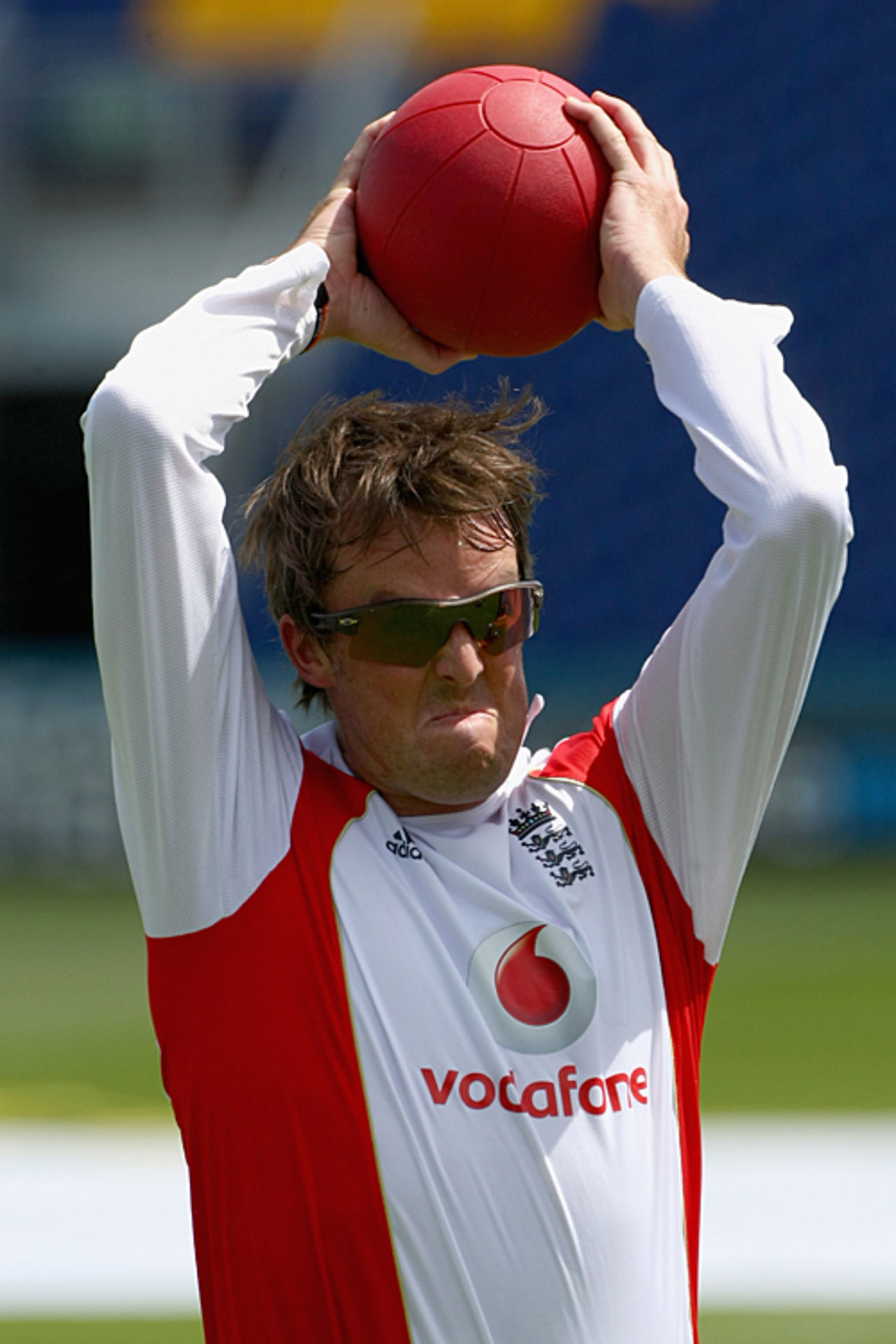 Graeme Swann in action at England's practice session, Cardiff, July 6, 2006