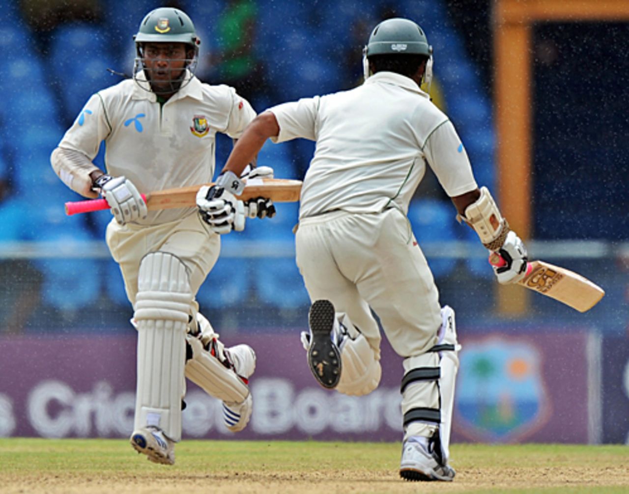 The Bangladesh openers scamper through for a quick single, West Indies v Bangladesh, 1st Test, St Vincent, 1st day, July 9, 2009