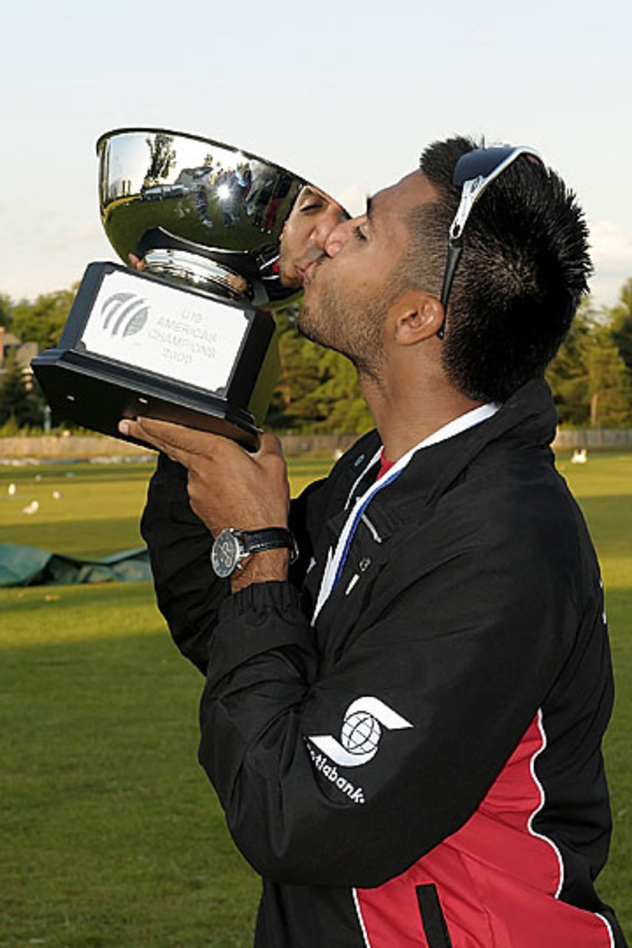 Arsalan Qadir of Canada kisses the trophy, Canada v Bermuda, ICC Americas Region Under-19 World Cup Qualifiers, King City, July 11, 2009