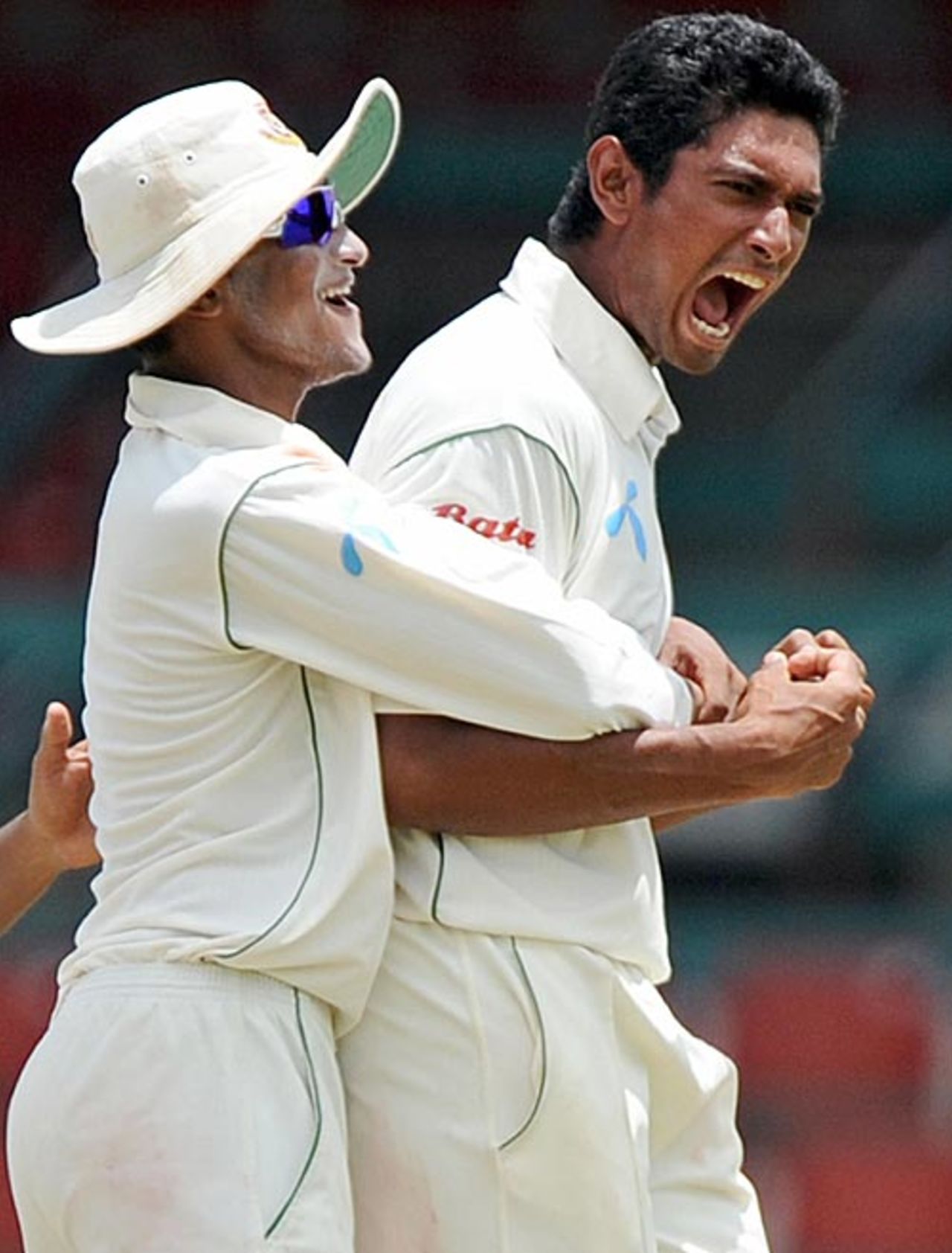 Shakib Al Hasan and Mahmudullah took eight wickets between them to derail West Indies, West Indies v Bangladesh, 1st Test, Kingstown, 5th day, July 13, 2009