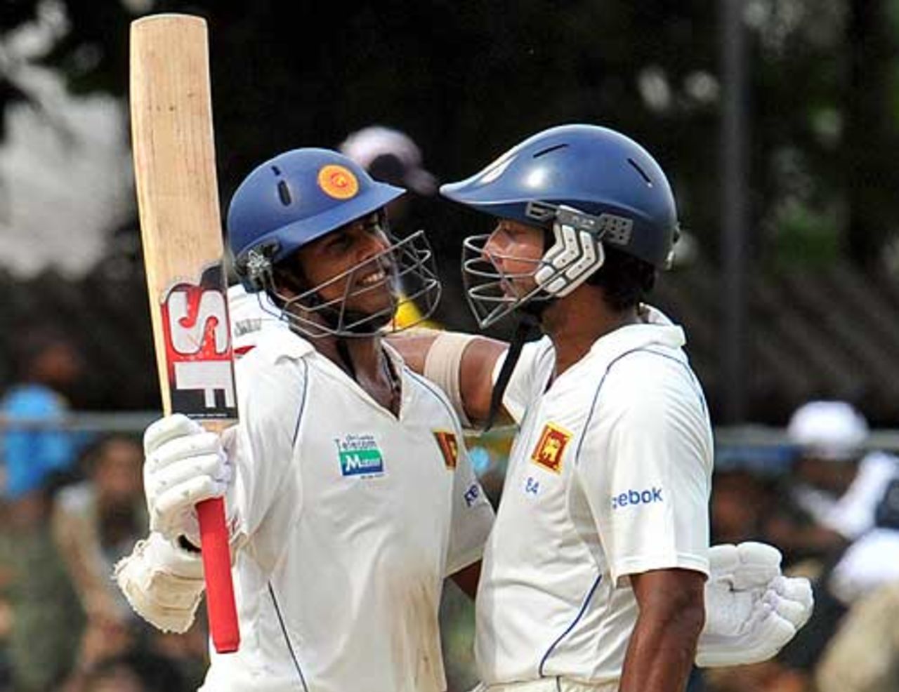 Malinda Warnapura gets a hug from Kumar Sangakkara, Sri Lanka v Pakistan, 2nd Test, Colombo, 3rd day, July 14, 2009 