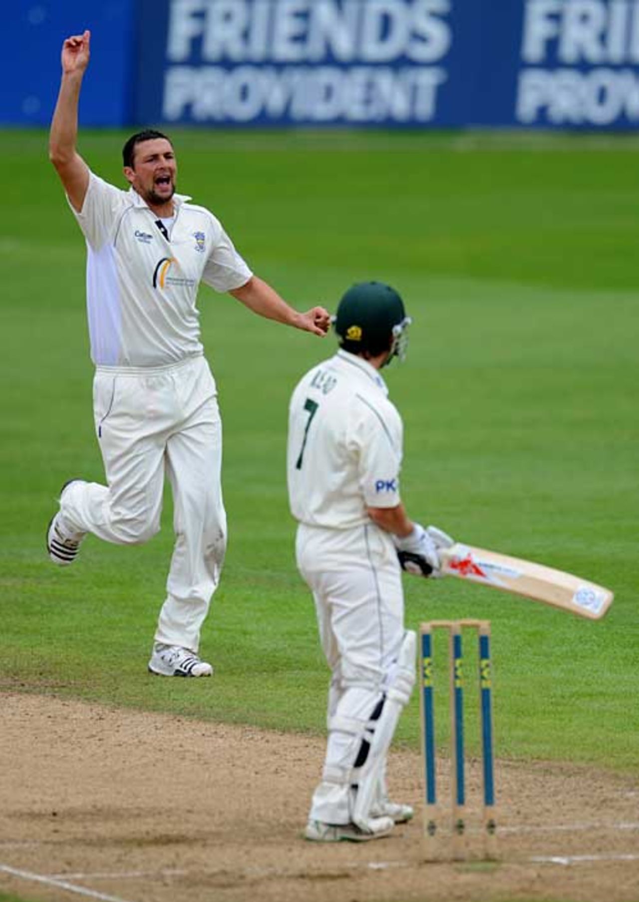 Steve Harmison ripped through Nottinghamshire with six wickets, Nottinghamshire v Durham, County Championship, Trent Bridge, July 17, 2009