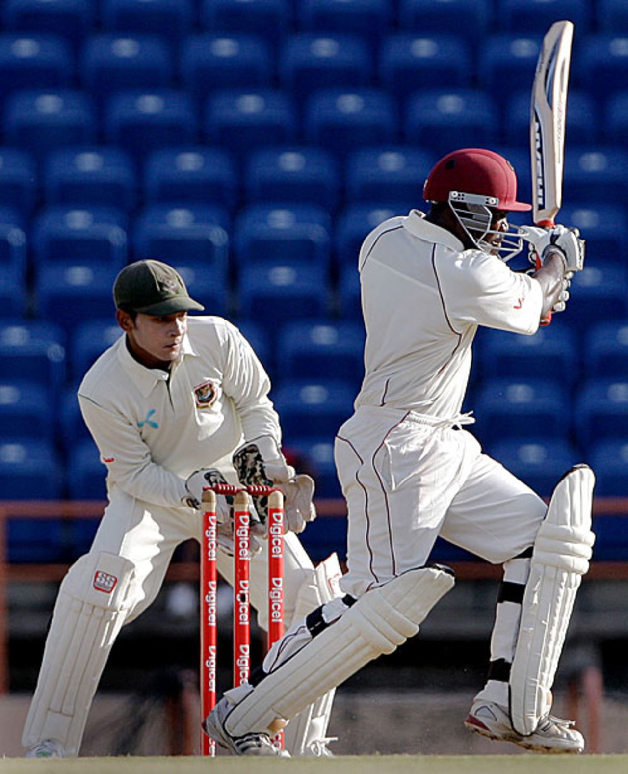 Travis Dowlin goes for the pull, West Indies v Bangladesh, 2nd Test, Grenada, 2nd day, July 18, 2009