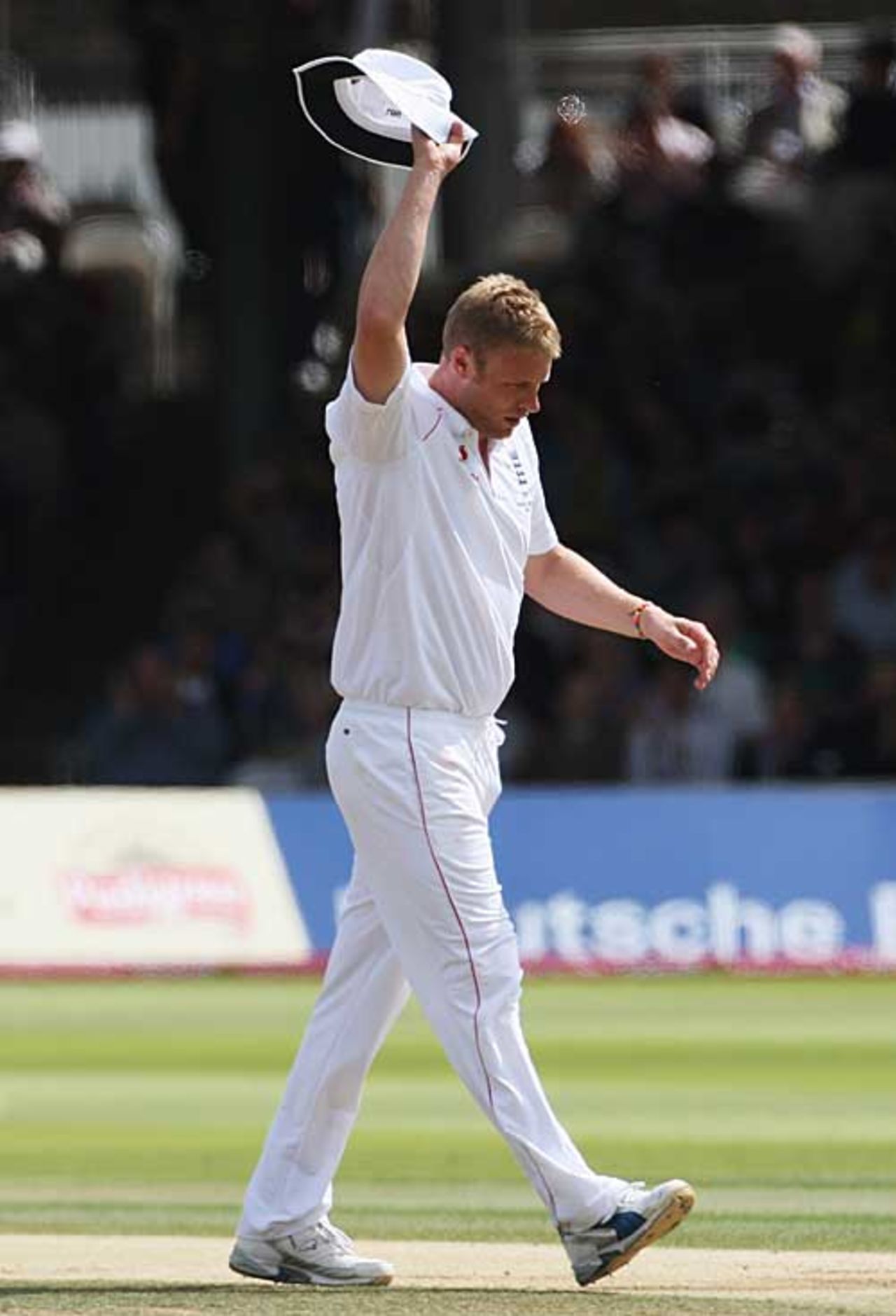 Andrew Flintoff salutes the crowd after removing Brad Haddin, England v Australia, 2nd Test, Lord's, 5th day, July 20, 2009