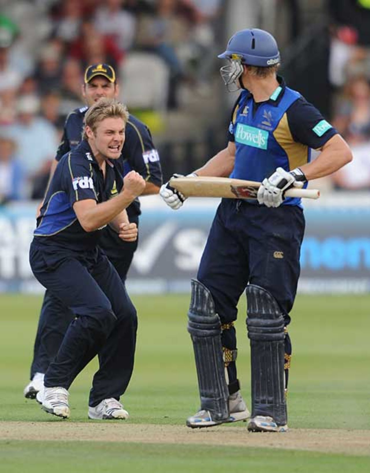 Luke Wright took three wickets but it wasn't enough for Sussex, Hampshire v Sussex, Friends Provident Trophy final, Lord's, July 25, 2009