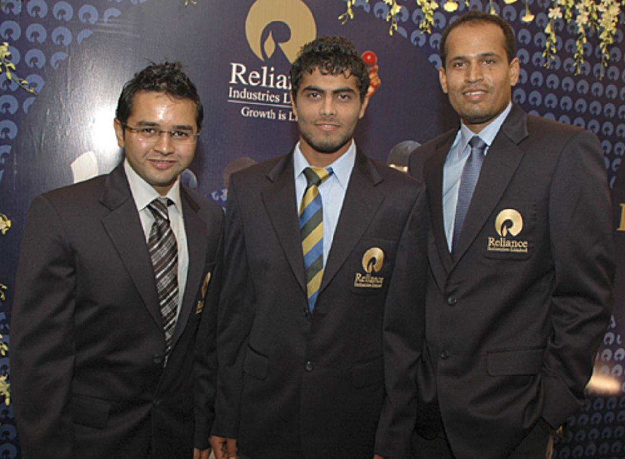 Yusuf Pathan, Ravindra Jadeja and Parthiv Patel at a Reliance Industries press conference, Ahmedabad, July 28, 2009