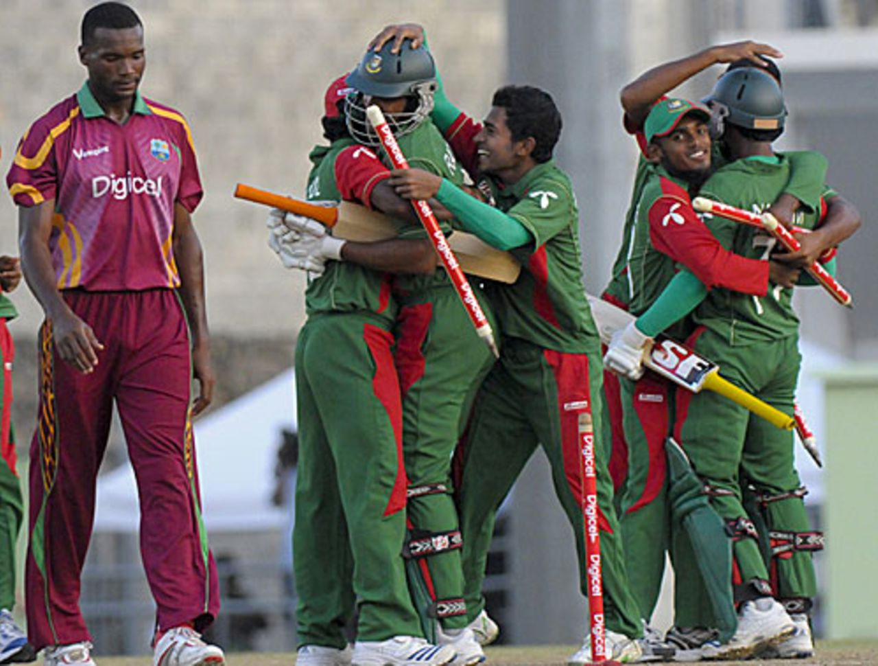 Bangladesh celebrate their ODI series victory over the West Indies, West Indies v Bangladesh, 2nd ODI, Dominica, July 28, 2009 