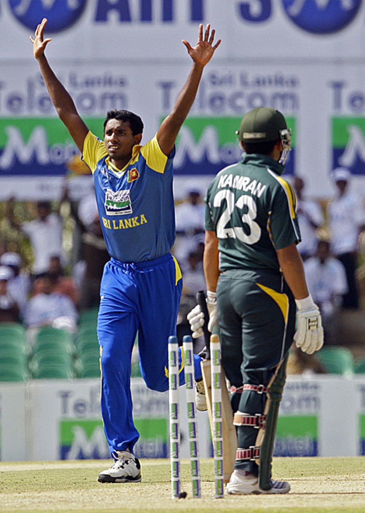 Kamran Akmal is bowled by Thilan Thushara, Sri Lanka v Pakistan, 1st ODI, Dambulla, July 30, 2009 