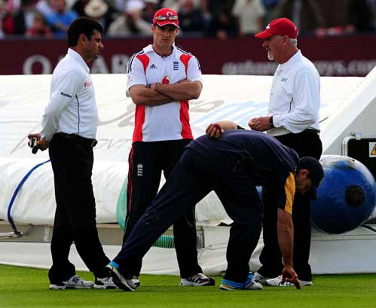 Andrew Strauss and Ricky Ponting inspect conditions with the two umpires, England v Australia, 3rd Test, Edgbaston, 1st day, July 30, 2009