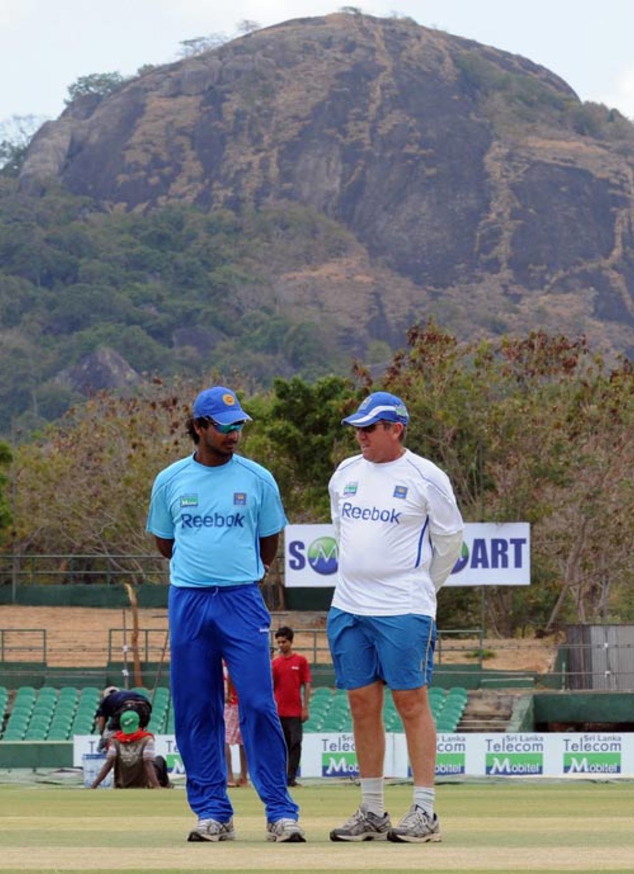 Kumar Sangakkara and Sri Lanka coach Trevor Bayliss take a look at the pitch in Dambulla, July 31, 2009