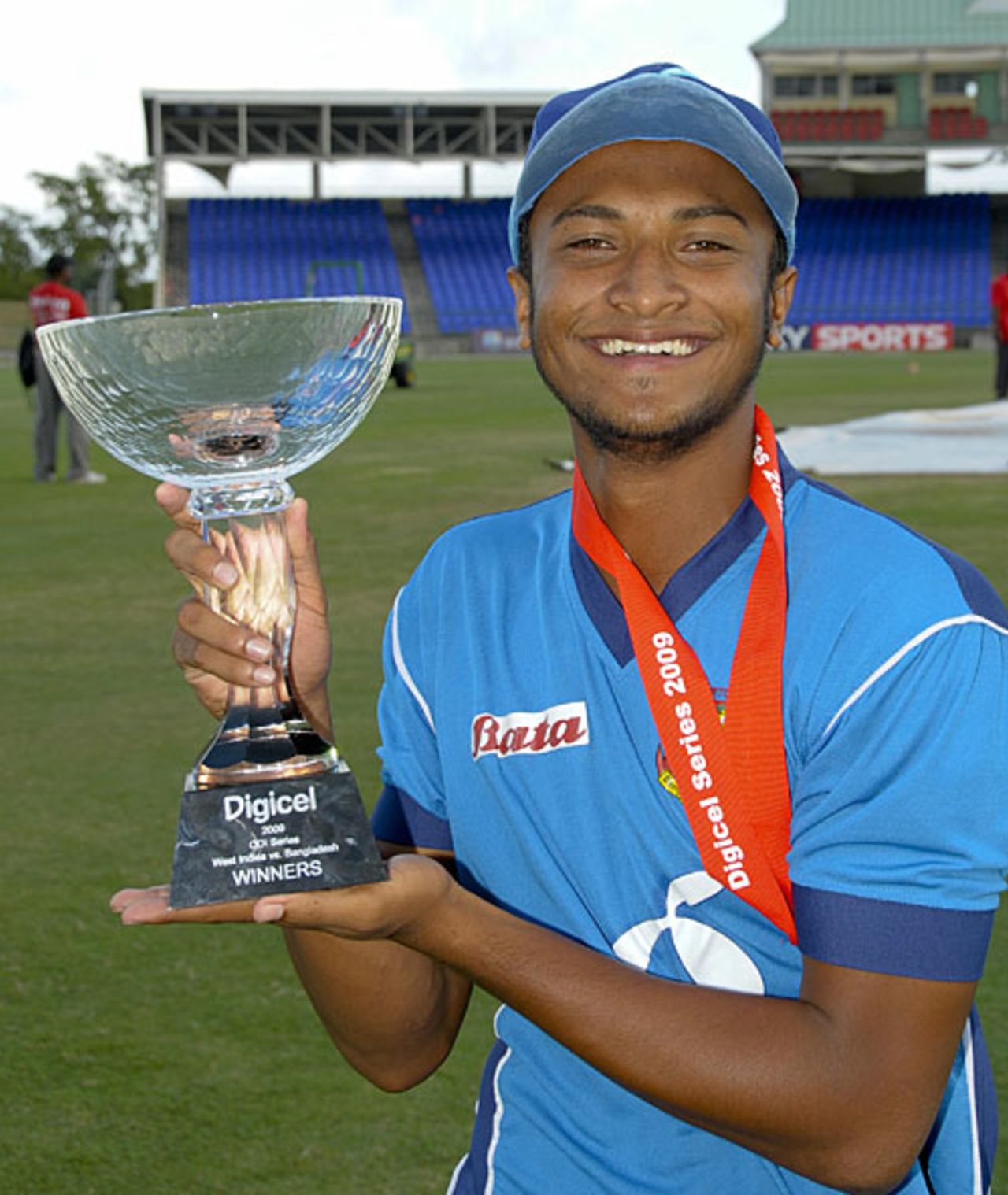 Shakib Al Hasan with the winners' trophy, West Indies v Bangladesh, 3rd ODI, Basseterre, July 31, 2009