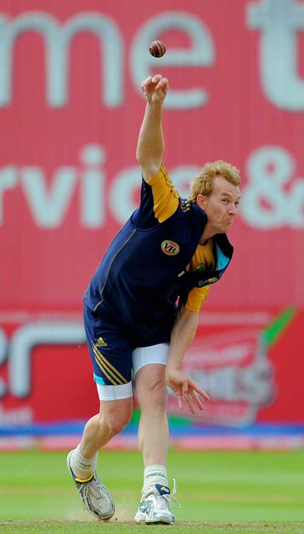 Brett Lee continues his rehabilitation from a side injury, England v Australia, 3rd Test, Edgbaston, 3rd day, August 2, 2009