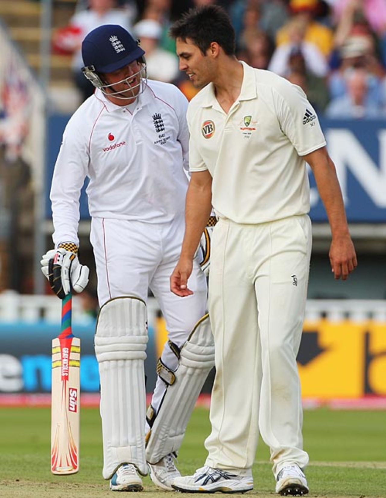 Mitchell Johnson and Graeme Swann exchange words, England v Australia, 3rd Test, Edgbaston, 4th day, August 2, 2009