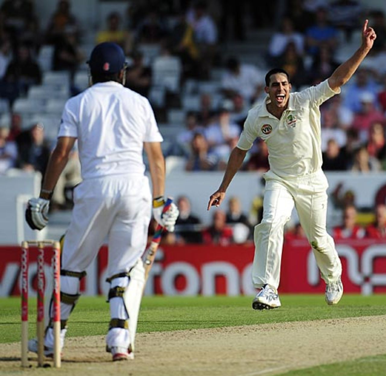 Mitchell Johnson had Alastair Cook caught behind, England v Australia, 4th Test, Headingley, 2nd day, August 8, 2009