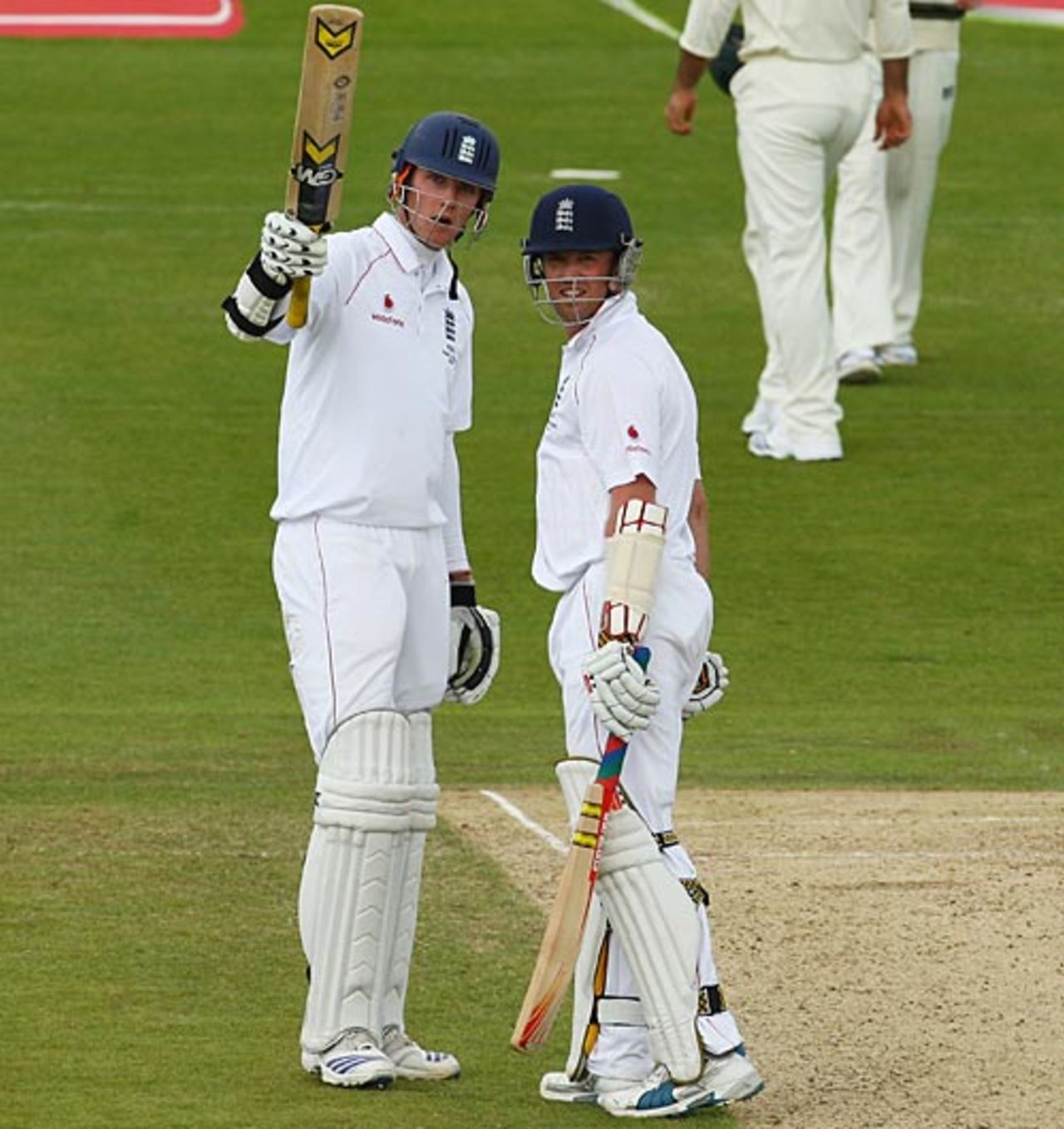 Stuart Broad and Graeme Swann added 108 for the eighth wicket, England v Australia, 4th Test, Headingley, 3rd day, August 9, 2009