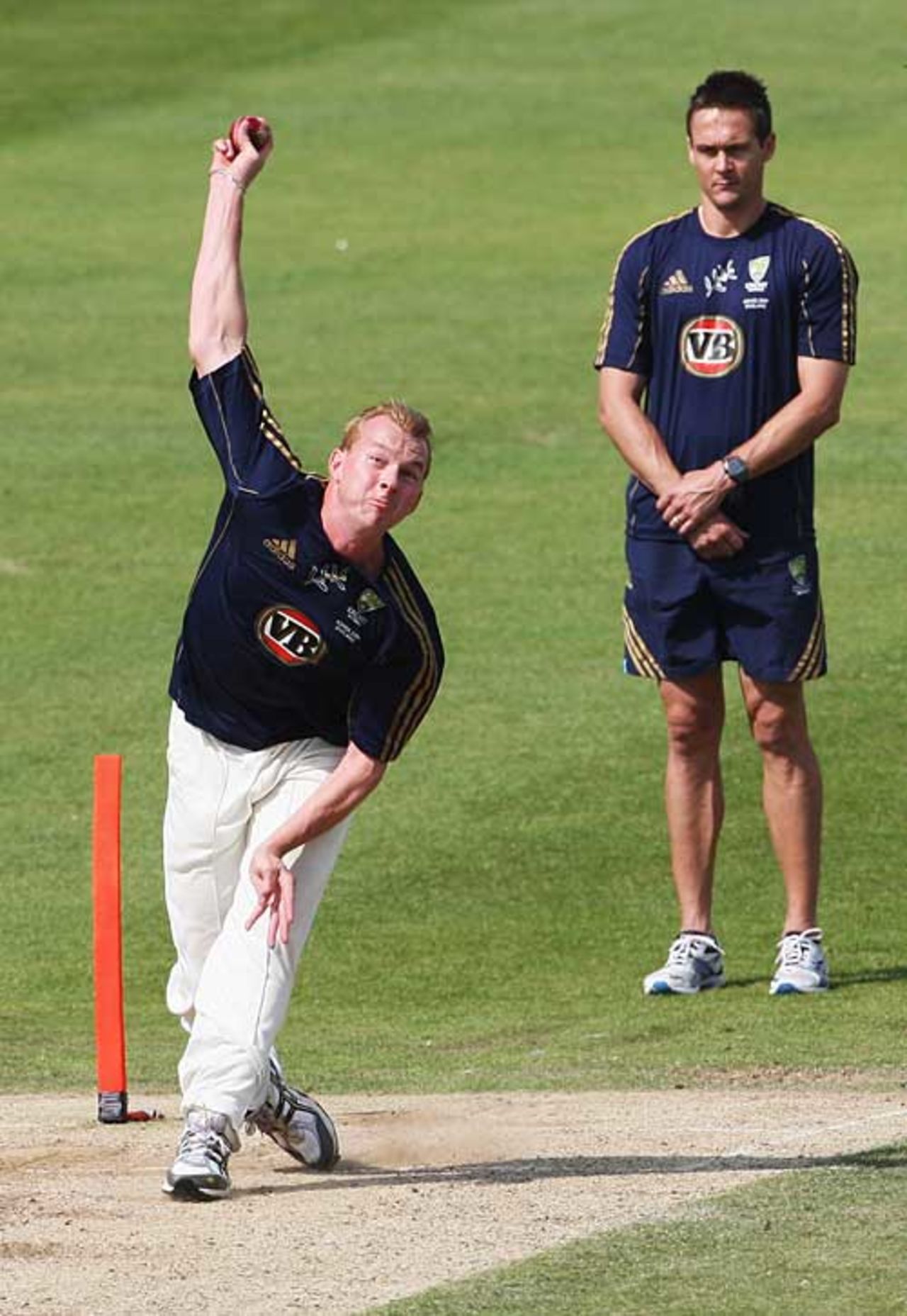 Brett Lee trains shortly after Australia's victory, England v Australia, 4th Test, Headingley, 3rd day, August 9, 2009