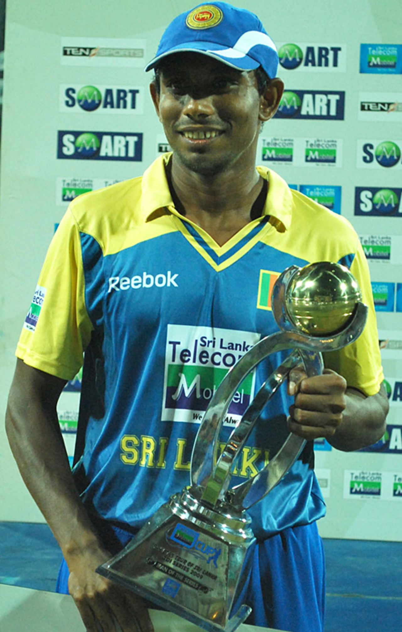 Thilan Thushara was named Man of the Series, Sri Lanka v Pakistan, 5th ODI, Colombo, August 9, 2009