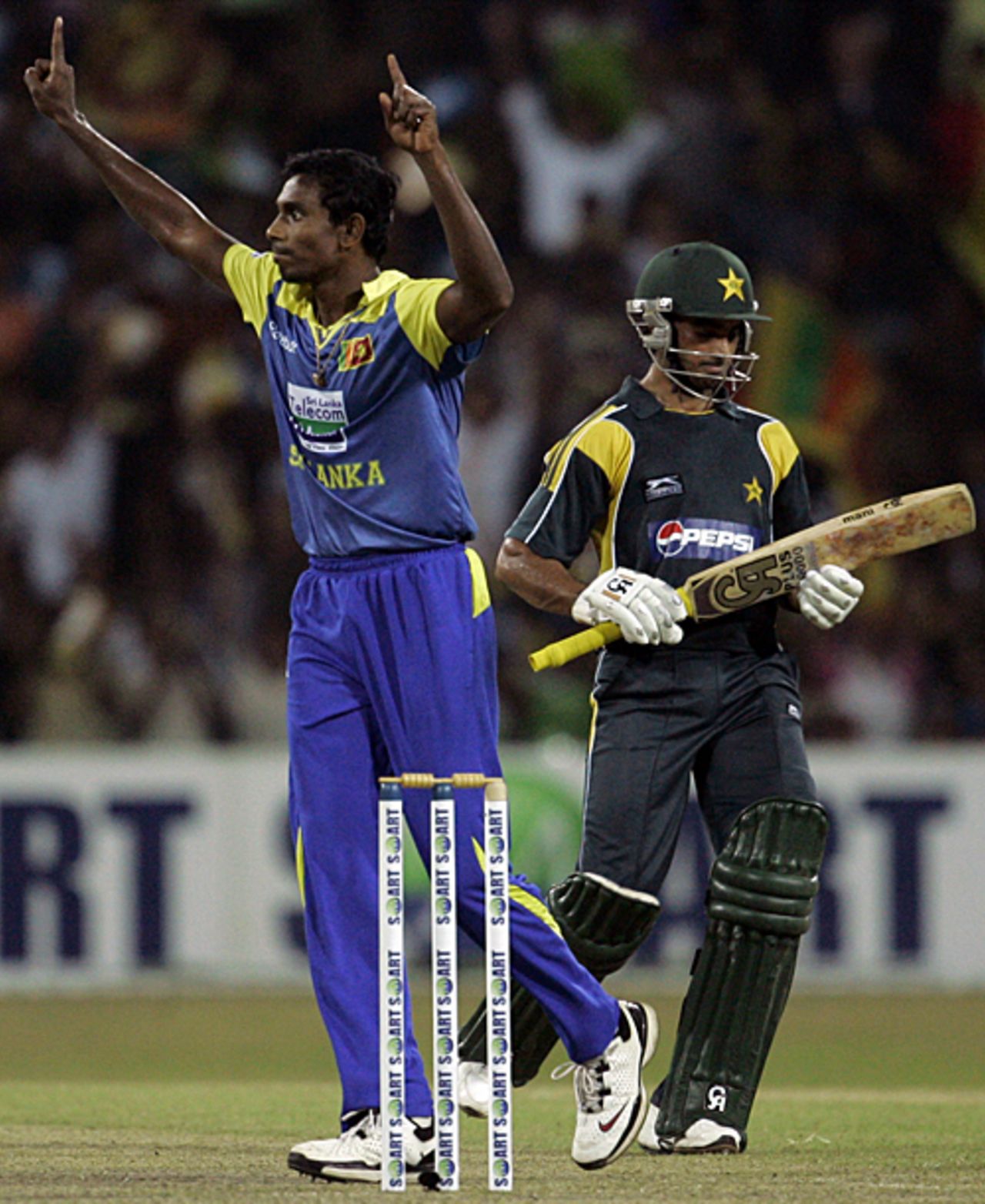 Thilan Thushara rejoices after dismissing Imran Nazir, Sri Lanka v Pakistan, only Twenty20 international, Colombo, August 12, 2009