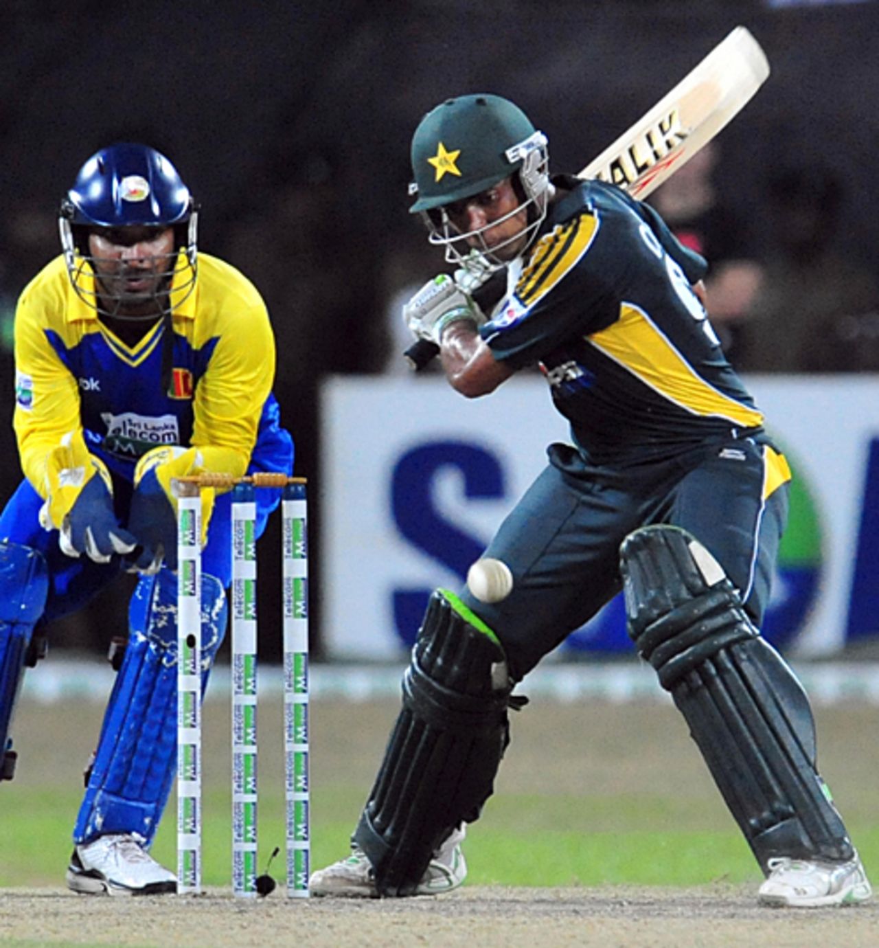 Umar Akmal shapes up for the cut, Sri Lanka v Pakistan, only Twenty20 international, Colombo, August 12, 2009
