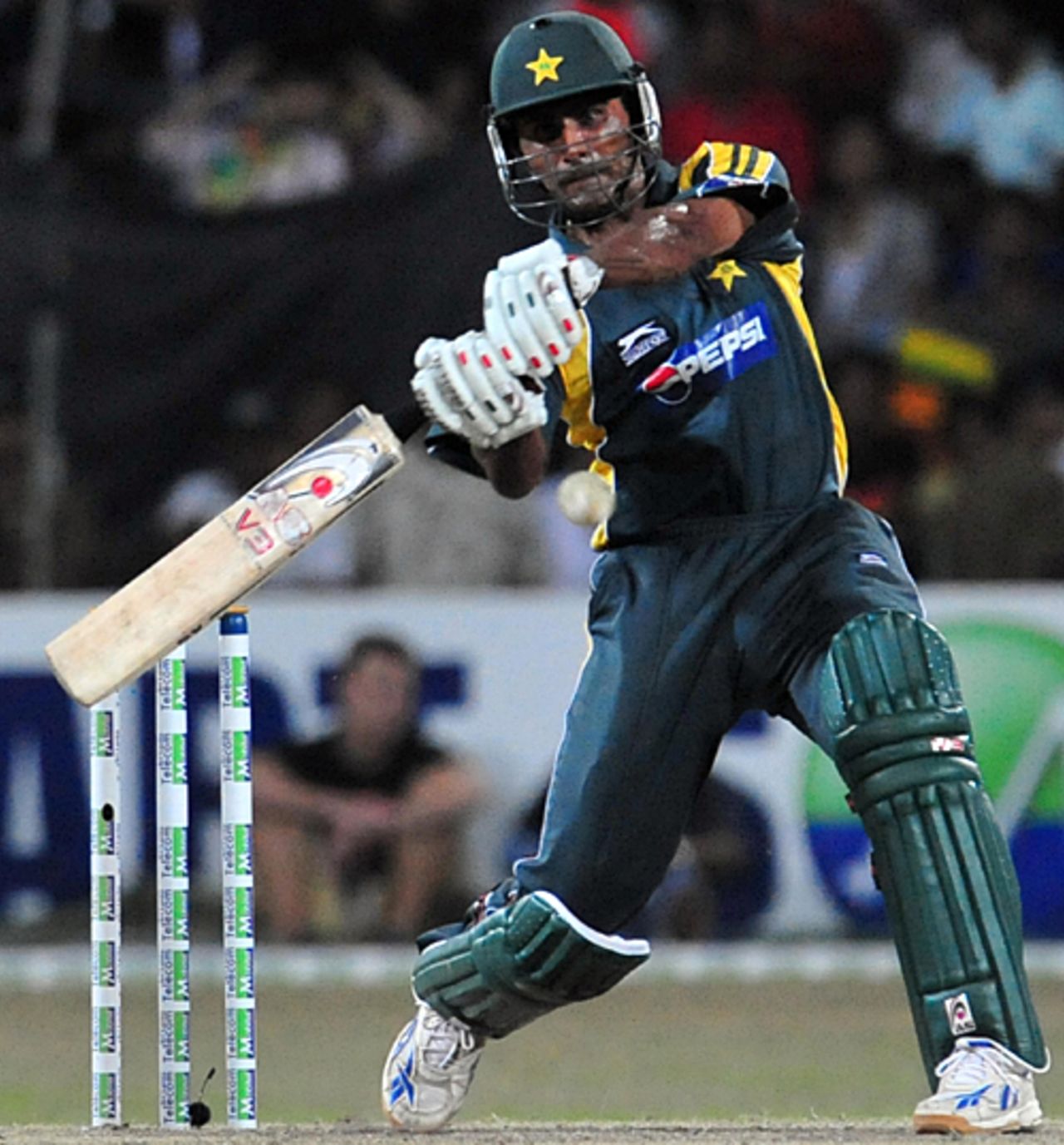 Abdul Razzaq in an aggressive mood, Sri Lanka v Pakistan, only Twenty20 international, Colombo, August 12, 2009