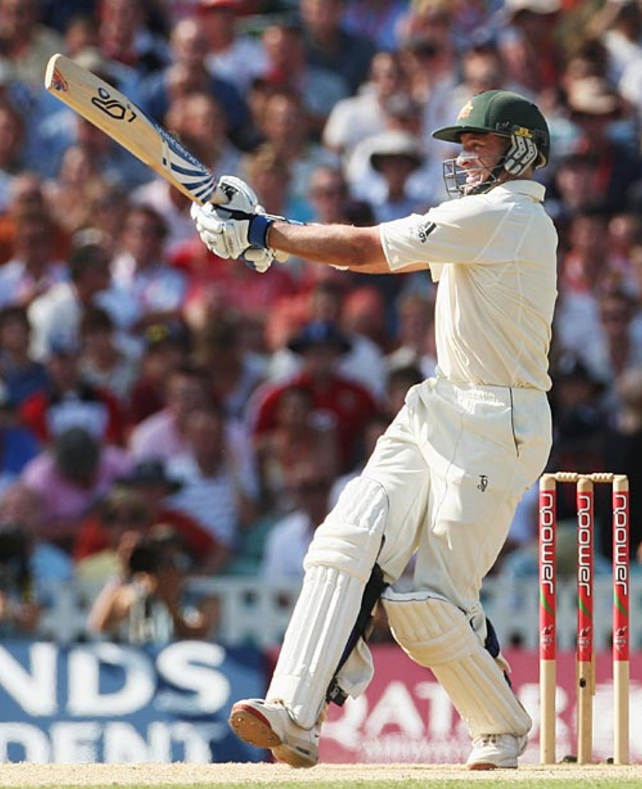 Michael Hussey pulls during his hundred, England v Australia, 5th Test, The Oval, 4th day, August 23, 2009