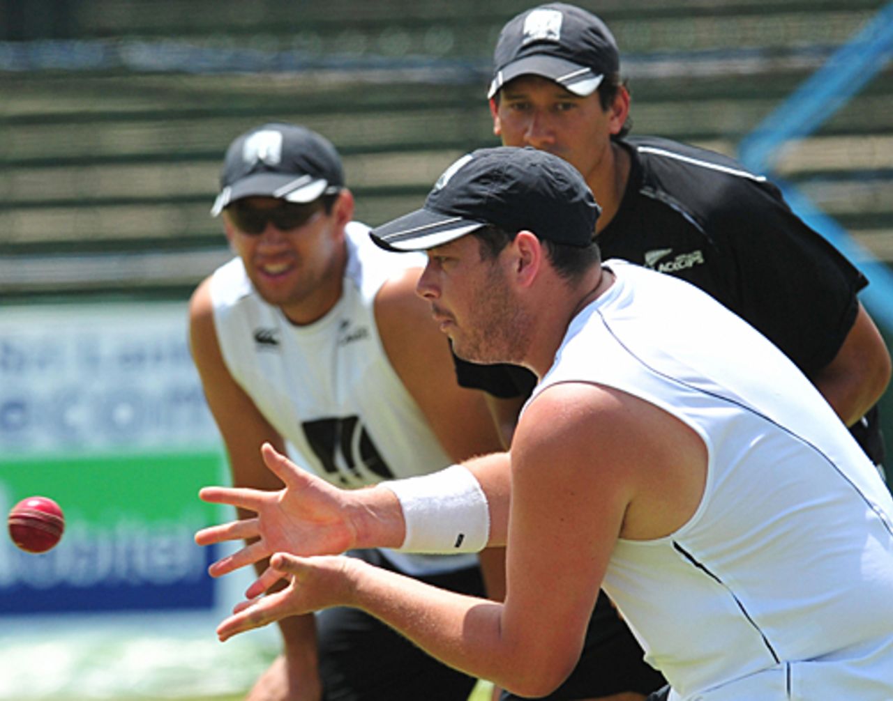 Jesse Ryder and team-mates at a nets session, SSC, Colombo, August 25, 2009