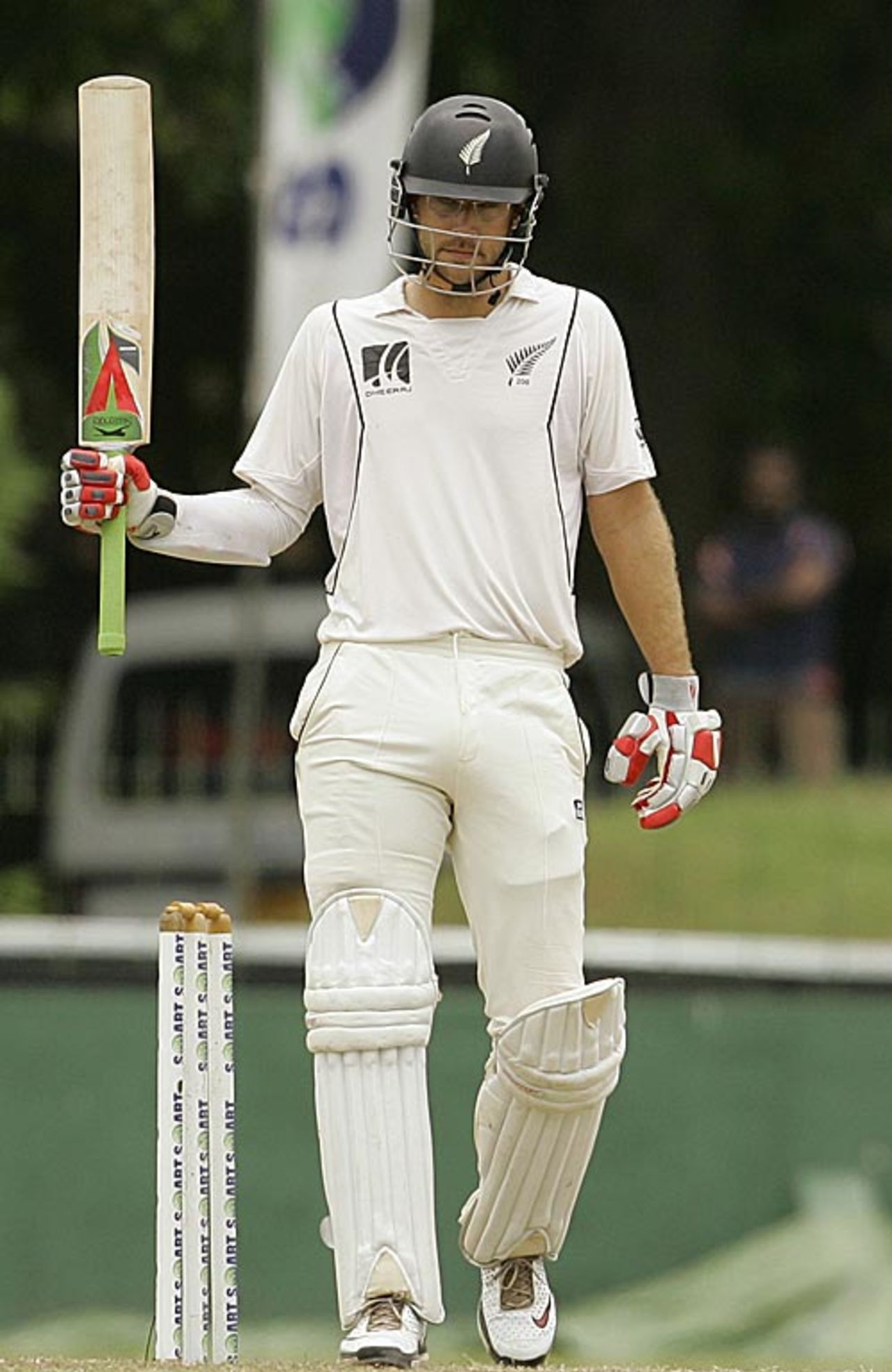 Daniel Vettori reached his fourth Test century, Sri Lanka v New Zealand, 2nd Test, SSC, 5th day, August 30, 2009