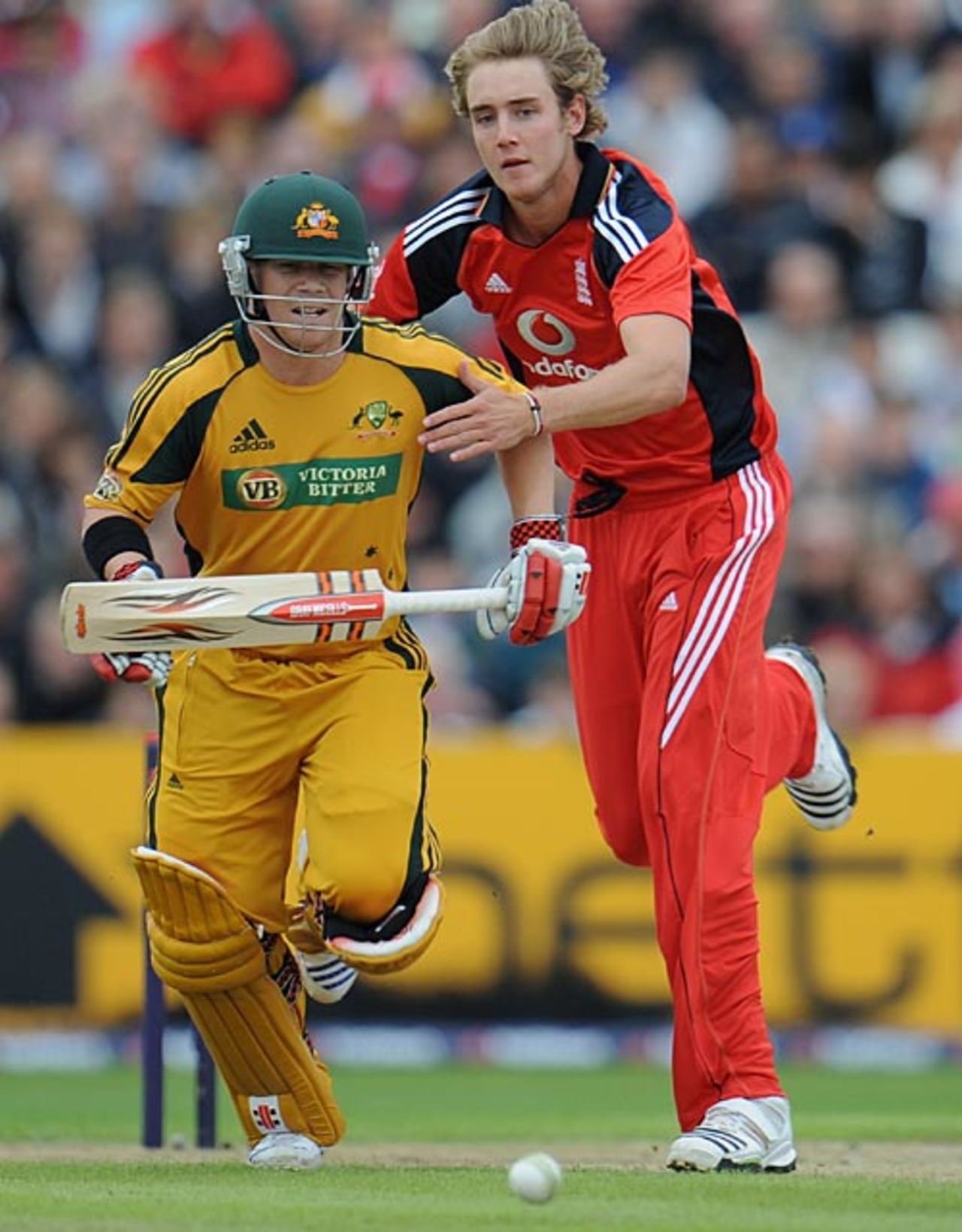 David Warner sets off for a run, England v Australia, 1st Twenty20 international, Old Trafford, August 30, 2009