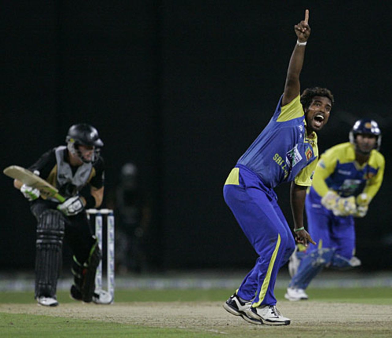 Malinga Bandara unsuccessfully appeals for Martin Guptill's wicket, Sri Lanka v New Zealand, 1st Twenty20, Colombo, September 2, 2009