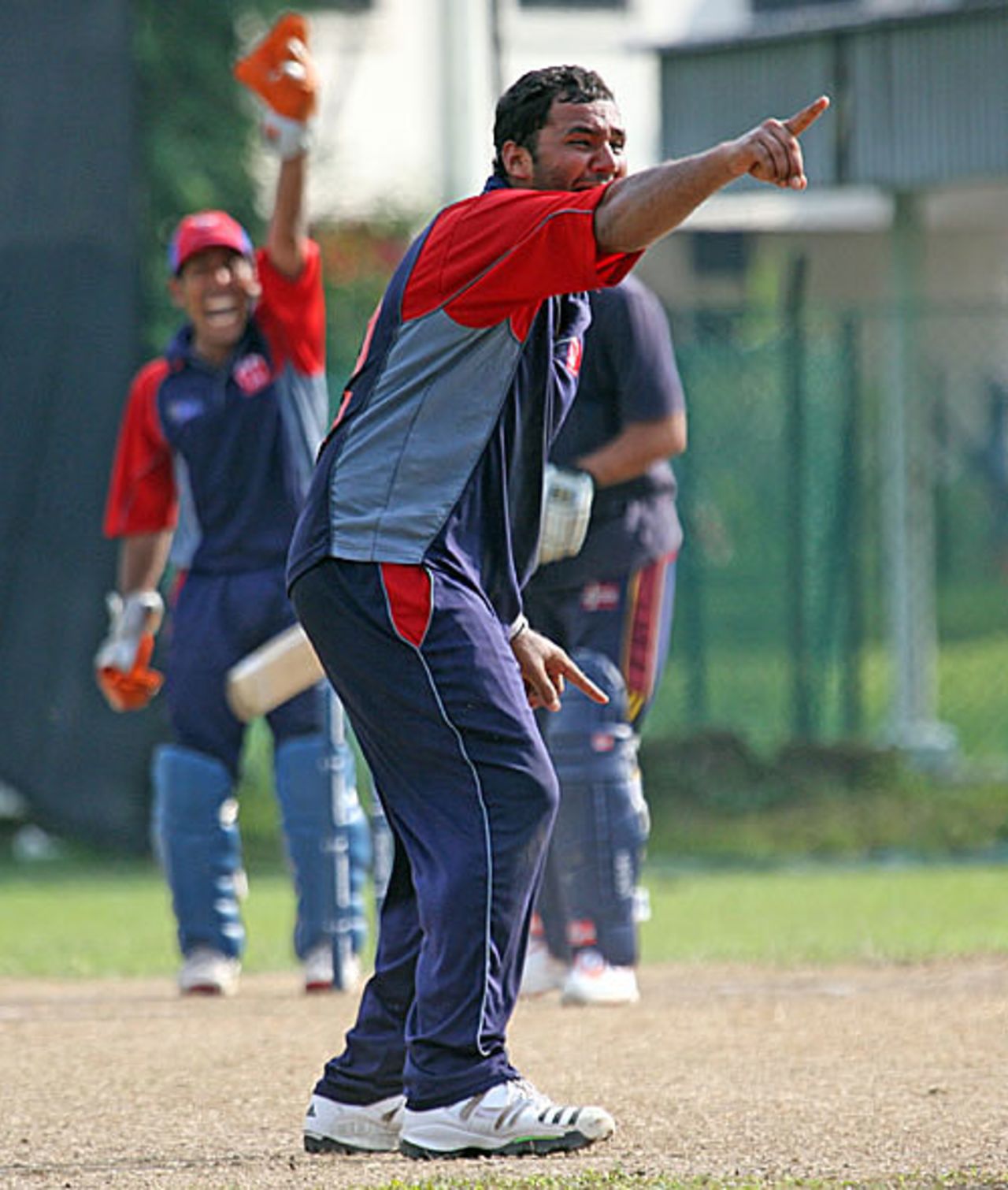 Fahad Sadeq appeals for a wicket, Bahrain v Norway, ICC World Cricket League Division 6, Singapore, September 4, 2009