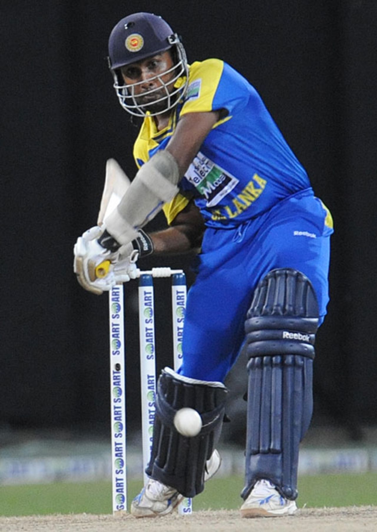 Mahela Jayawardene scored 41 off 30 balls, Sri Lanka v New Zealand, 2nd Twenty20, Colombo, September 4, 2009