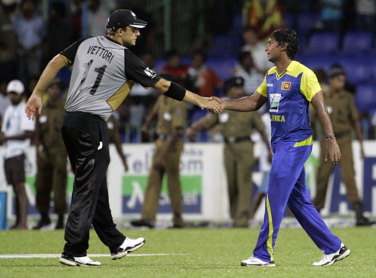 Daniel Vettori and Kumar Sangakkara shake hands after the match, Sri Lanka v New Zealand, 2nd Twenty20, Colombo, September 4, 2009