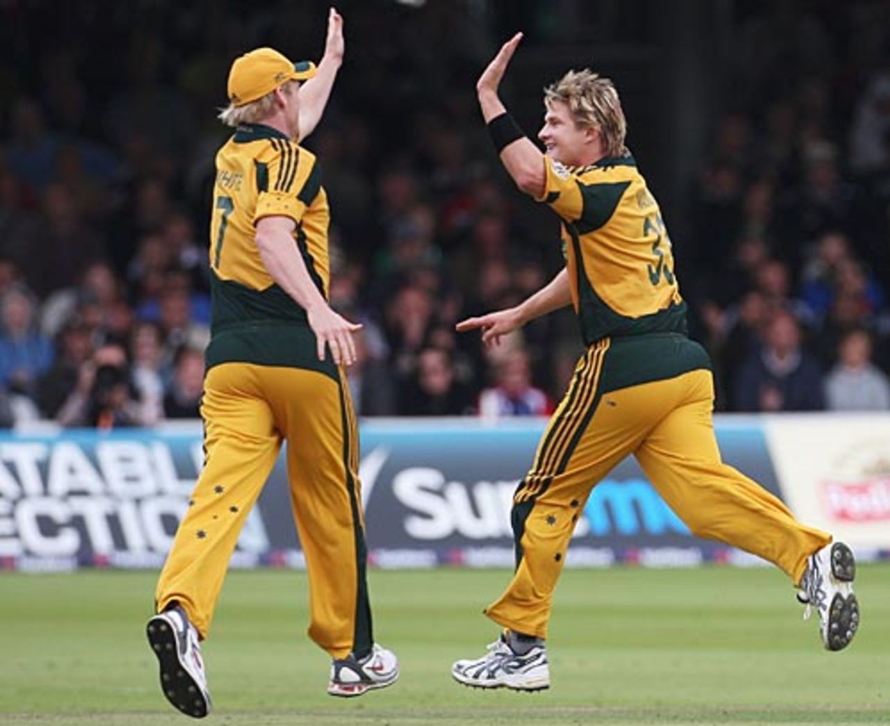Shane Watson celebrates after dismissing Matt Prior, England v Australia, 2nd ODI, Lord's, September 6, 2009